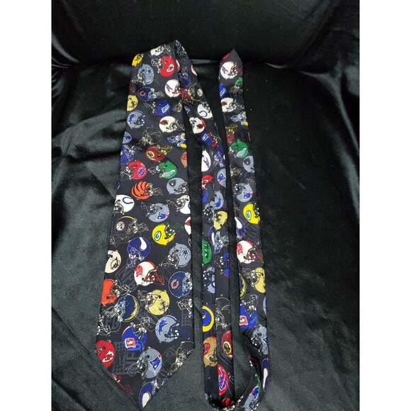 NFL FOOTBALL Men's Neck Tie w/ Team Helmets Made In USA Vintage pre 1996 - Picture 1 of 4